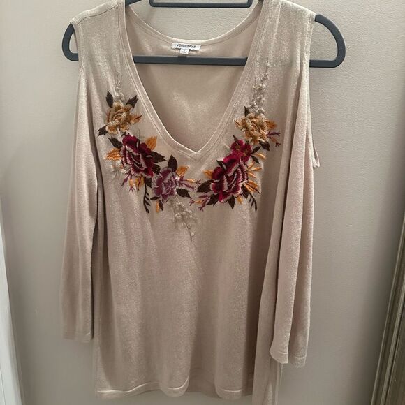 Johnny Was embroidered, sandstone colored sweater. - Picture 3 of 6